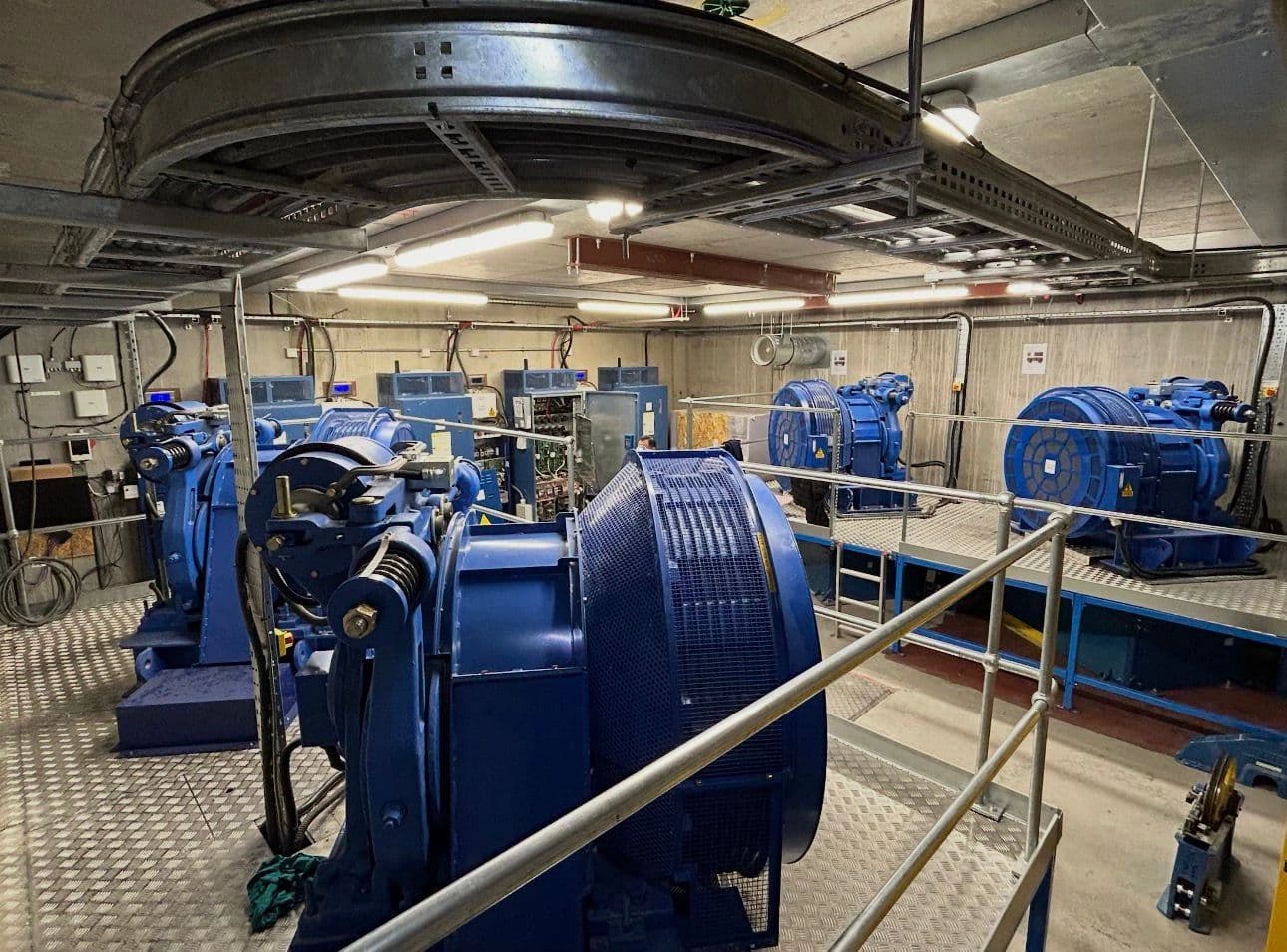 Industrial modular elevator drive system